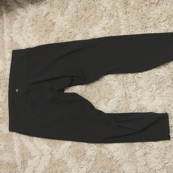 Lululemon Black Wunder Under High Rise Leggings Size 18 - Picture 5 of 7